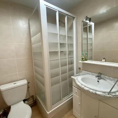 Les - Studio Cabine Avec Balcon, Ascenseur Et Parking - 4 Pers - Fr-1-758-4 *